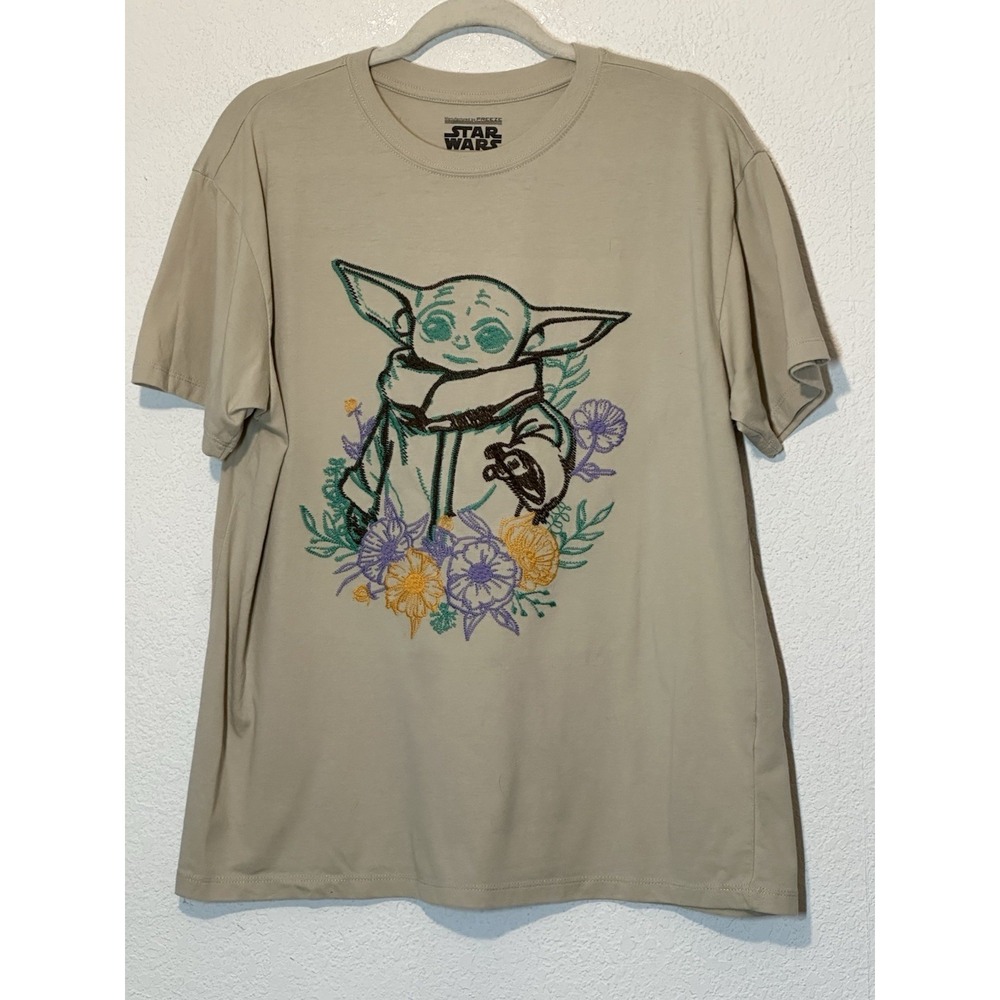 Star Wars Baby Yoda Grogu Floral Graphic Tee Beige XL Embroidered Cotton